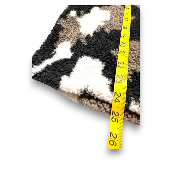 Eddie Bauer Neutral Camo Faux-Fur Sherpa Half-Zip Pullover Size Medium - Picture 7 of 13